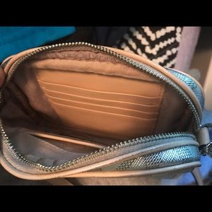 Michael Kors Bags - Michael Kors cross body Michael Kors Bags - Michael Kors cross body